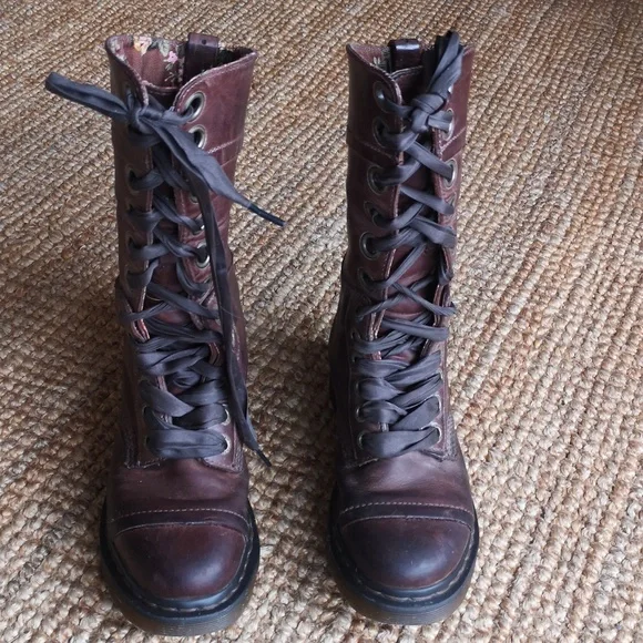Doc Martens tall boots (with issues) - Picture 2 of 16